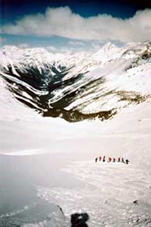 Heli-skiing in Jumbo Creek